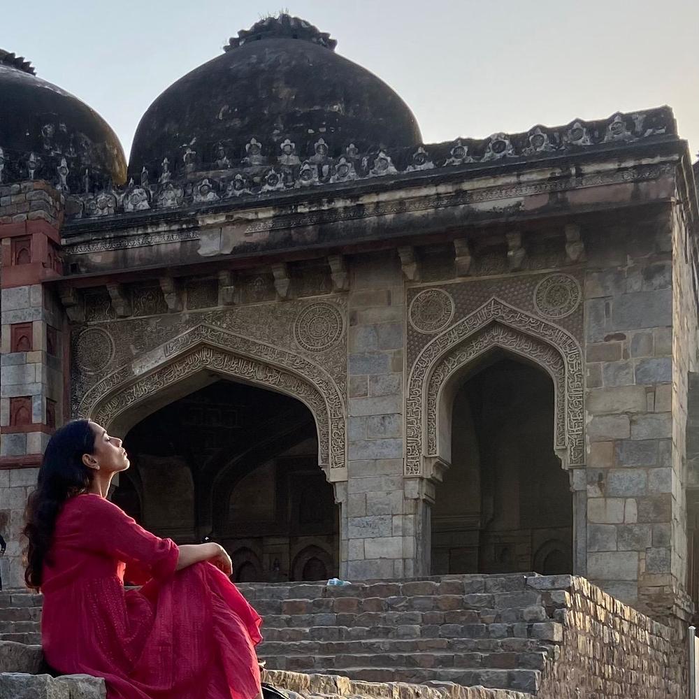 Meet your Posher, Madhukari
